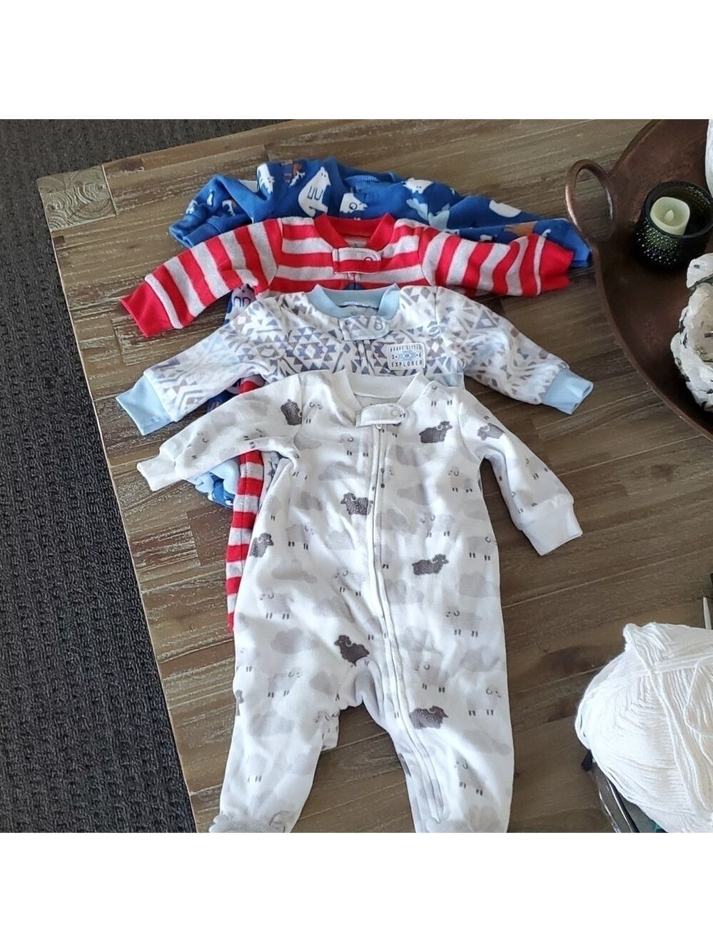 Carter's lot of 4 onesies size 3 months